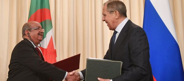 Réunion des ministres des Affaires étrangères de la Fédération de Russie et de l'Algérie S. Lavrov et A. Messaela - Sputnik Afrique