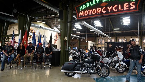 US soldier honored with a new Harley-Davidson motorcycle - Sputnik Afrique