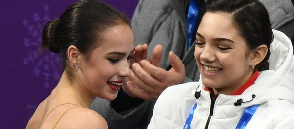 Олимпиада 2018. Фигурное катание. Команды. Женщины. Произвольная программа - Sputnik Afrique