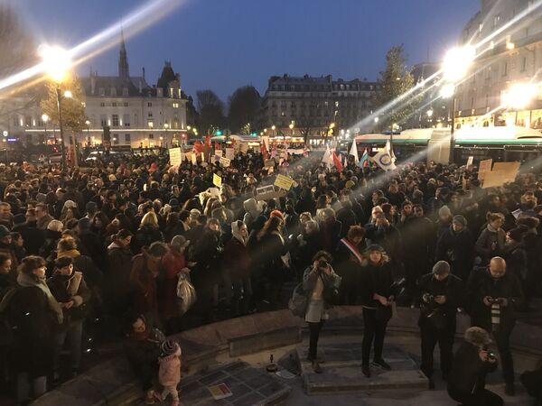 Manifestation contre la loi asile-immigration à Paris, 21 février 2018 Manifestation contre la loi asile-immigration à Paris, 21 février 2018 - Sputnik Afrique