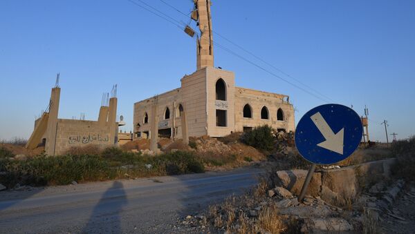 Здания, разрушенные в результате боевых действий в пригороде Дамаска Восточная Гута. - Sputnik Afrique