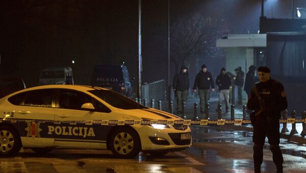 La police surveille l'entrée du bâtiment de l'ambassade des États-Unis à Podgorica - Sputnik Afrique