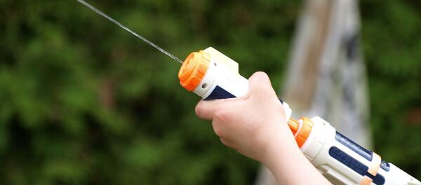 arme-jouet - Sputnik Afrique