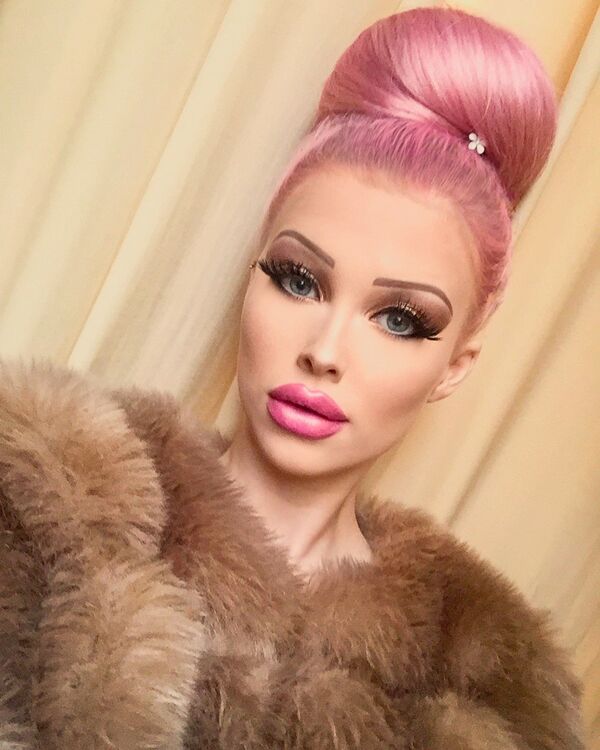 Česká Barbie Lolo Ta Bella Česká Barbie Lolo Ta Bella - Sputnik Afrique