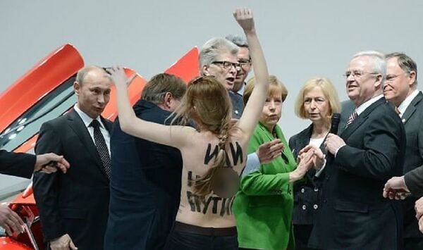 FEMEN contre Poutine - Sputnik Afrique