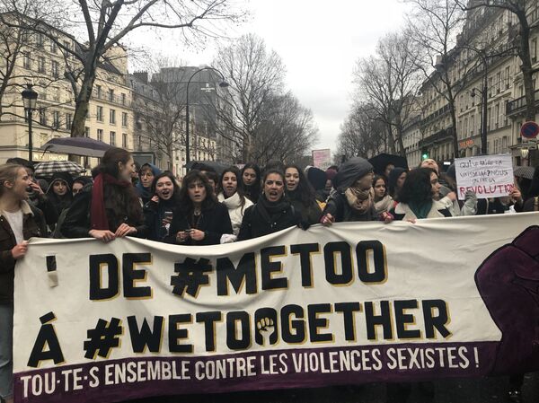 8 mars: une manifestation contre la discrimination des femmes à Paris 8 mars: une manifestation contre la discrimination des femmes à Paris - Sputnik Afrique