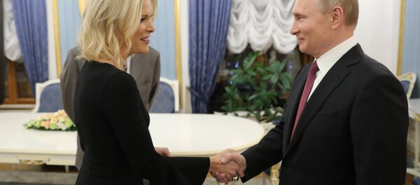 Vladimir Poutine et Megyn Kelly - Sputnik Afrique