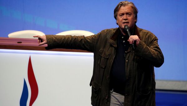 Former White House Chief Strategist Steve Bannon attends the National Front party convention in Lille, France, March 10, 2018. - Sputnik Afrique