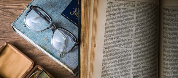 Livre Livre - Sputnik Afrique