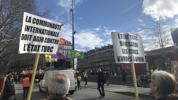 Manifestation pro-kurde à Paris - Sputnik Afrique