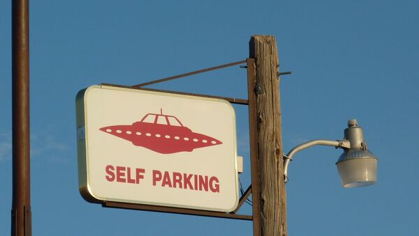 UFO self parking - Sputnik Afrique