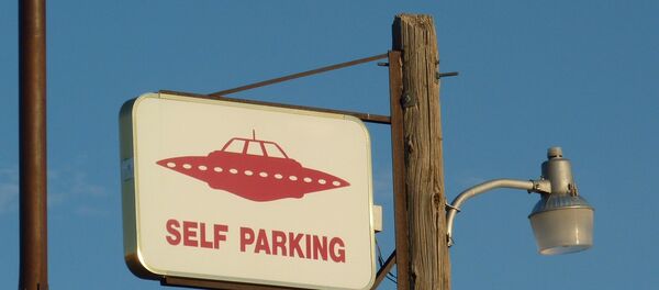 UFO self parking - Sputnik Afrique