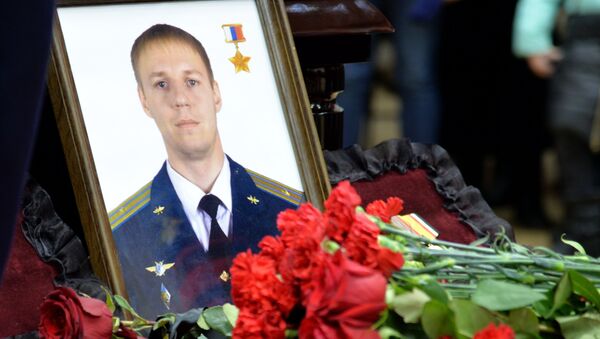 Roman Filippov, pilote russe qui a trouvé la mort héroïque en Syrie - Sputnik Afrique