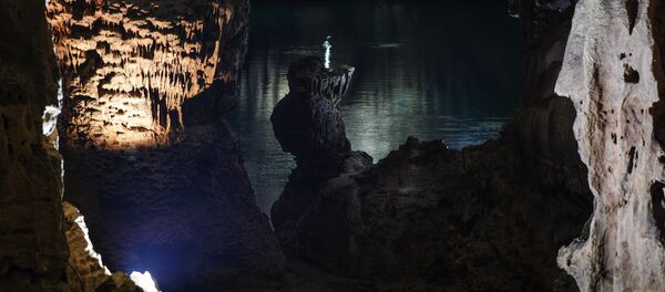 une grotte - Sputnik Afrique