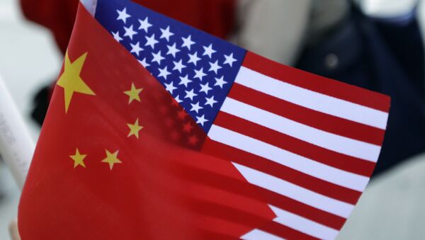 Chinese and US flags. (File) - Sputnik Afrique