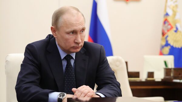 Vladimir Poutine lors d’une réunion consacré aux règlements des conséquences de la tragédie de Kemerovo - Sputnik Afrique