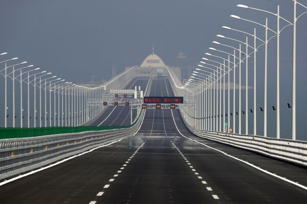 Le plus long pont maritime au monde sera ouvert en Chine - Sputnik Afrique