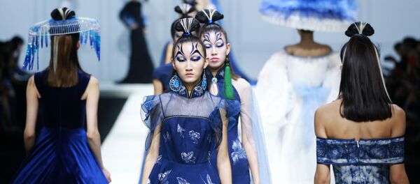 Semaine chinoise de la mode à Pékin - Sputnik Afrique