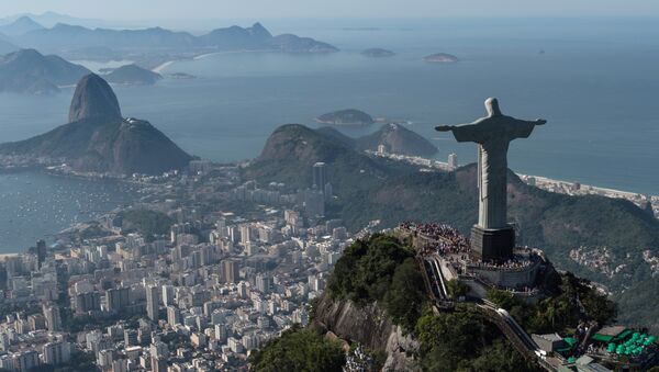Aerial view of Christ the Redeemer statue, in Rio de Janeiro, Brazil, taken on June 26, 2014 - Sputnik Afrique