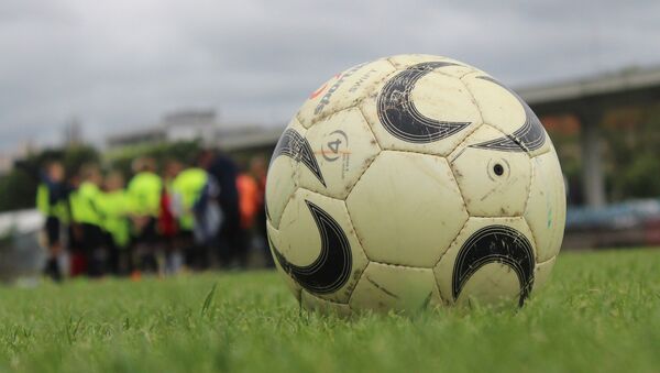 Un ballon de football - Sputnik Afrique