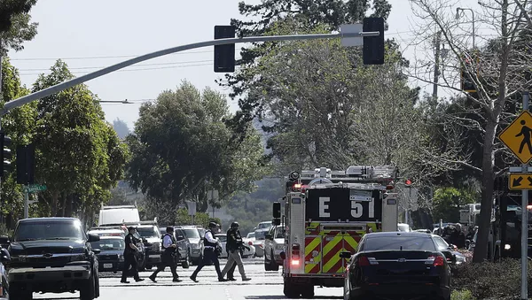 La police près du bureau de YouTube à San Bruno, en Californie - Sputnik Afrique