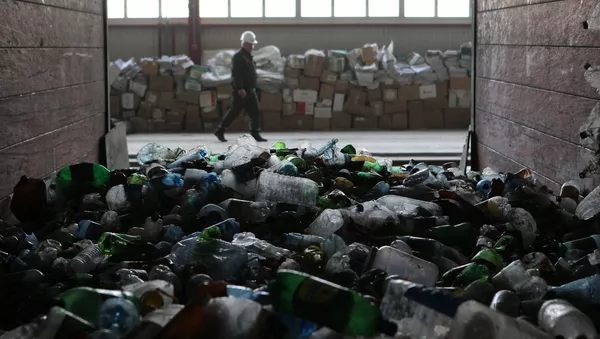 Bouteilles en plastic (image d'illustration) - Sputnik Afrique