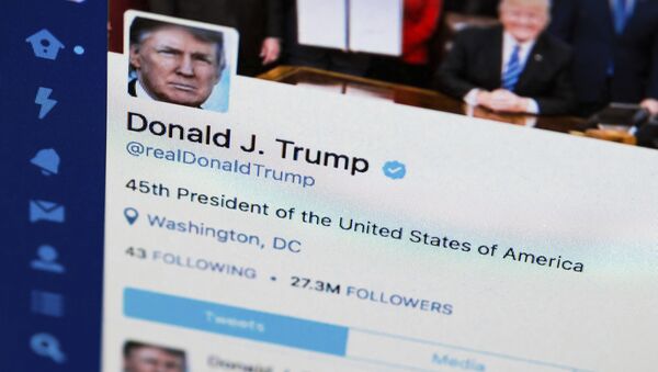 This April 3, 2017, file photo shows U.S. President Donald Trump's Twitter feed on a computer screen in Washington - Sputnik Afrique