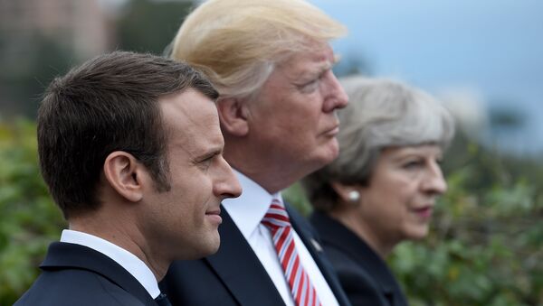 Emmanuel Macron, Donald Trump et Theresa May - Sputnik Afrique
