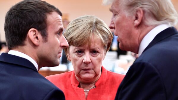 Emmanuel Macron, Angela Merkel et Donald Trump à Hambourg le 7 juillet 2017. - Sputnik Afrique