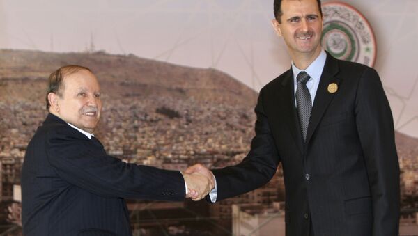Abdelaziz Bouteflika et Bachar Assad à Damas le 29 mars 2008 lors du sommet de la Ligue arabe - Sputnik Afrique