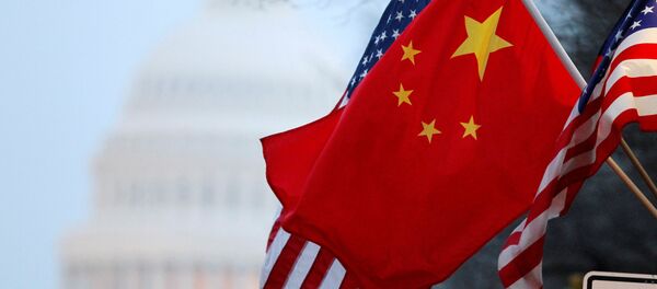 Drapeaux de la Chine et des USA - Sputnik Afrique