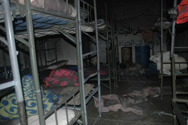 À l'intérieur d'une prison des radicaux à Douma - Sputnik Afrique