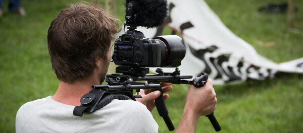 Un camarógrafo - Sputnik Afrique