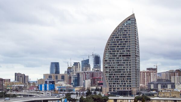 In this Feb. 19, 2016, file photo, The Trump International Hotel, the highest building, is seen in Baku, Azerbaijan - Sputnik Afrique