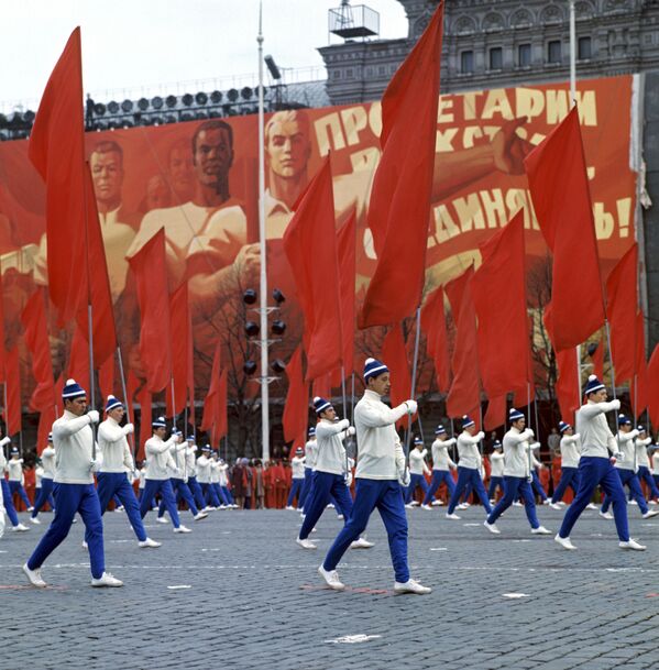 Comment était célébrée la Journée internationale des travailleurs en URSS - Sputnik Afrique