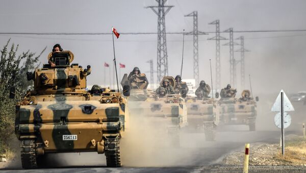 Les militaires turcs auraient transféré du matériel militaire à la frontière syrienne (image d'illustration) - Sputnik Afrique