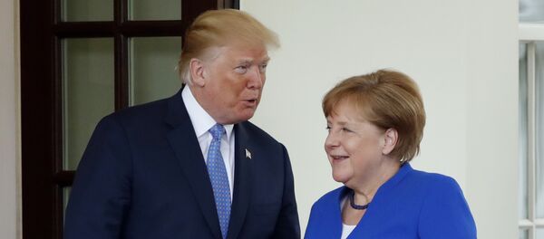 Donald Trump et Angela Merkel - Sputnik Afrique