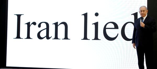 Israeli Prime minister Benjamin Netanyahu speaks during a news conference at the Ministry of Defence in Tel Aviv, Israel April 30, 2018 - Sputnik Afrique