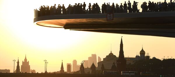 Парящий мост парка Зарядье в Москве - Sputnik Afrique