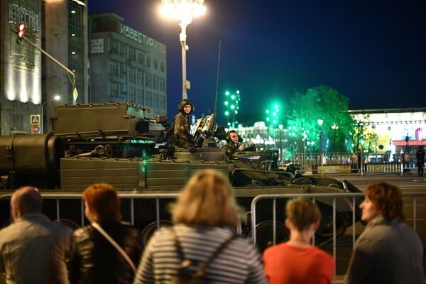 Répétition nocturne du défilé de la Victoire à Moscou - Sputnik Afrique