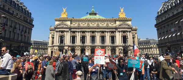 «La fête à Macron» à Paris - Sputnik Afrique