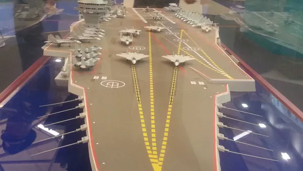 Modelo del portaviones de proyecto 23000 Shtorm (archivo) - Sputnik Afrique