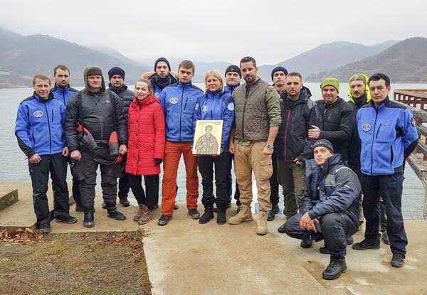 Un premier groupe de spécialistes pétersbourgeois de la Société russe de géographie est arrivé en Serbie - Sputnik Afrique