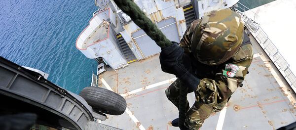 Un soldat de l'Armée nationale populaire (ANP) - Sputnik Afrique