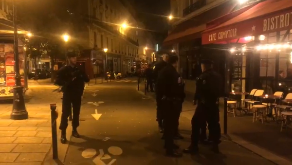 Un homme a agressé au couteau des passants à Paris, une opération de police en cours, 12 mai 2018 - Sputnik Afrique