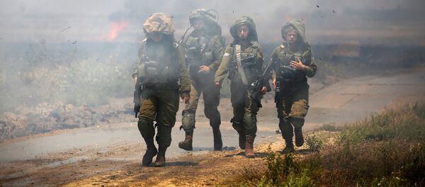 Les soldats israéliens, frontière entre Israël et Gaza - Sputnik Afrique