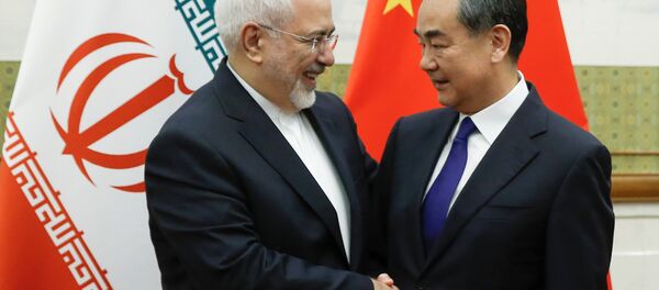 Wang Yi et Mohammad Javad Zarif à Pékin - Sputnik Afrique