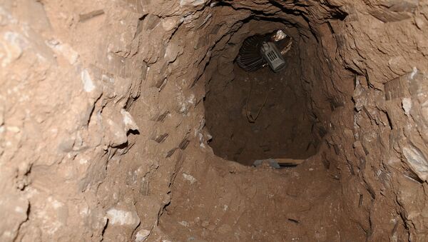 Tunnels creusés par les terroristes en Syrie - Sputnik Afrique