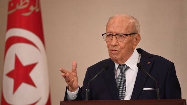 Tunisian President Beji Caid Essebsi delivers a speech during a ceremony marking the 62nd anniversary of Tunisia's independence at the Carthage palace in Tunis on March 20, 2018. - Sputnik Afrique