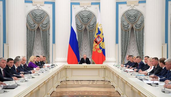 rencontre de Vladimir Poutine avec les ministres - Sputnik Afrique